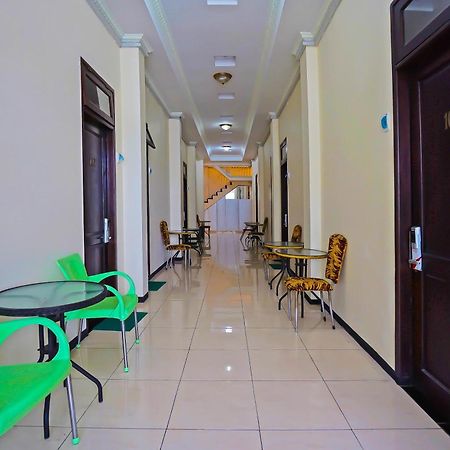 Oyo Life 511 Grace Residence Surabaya Kültér fotó