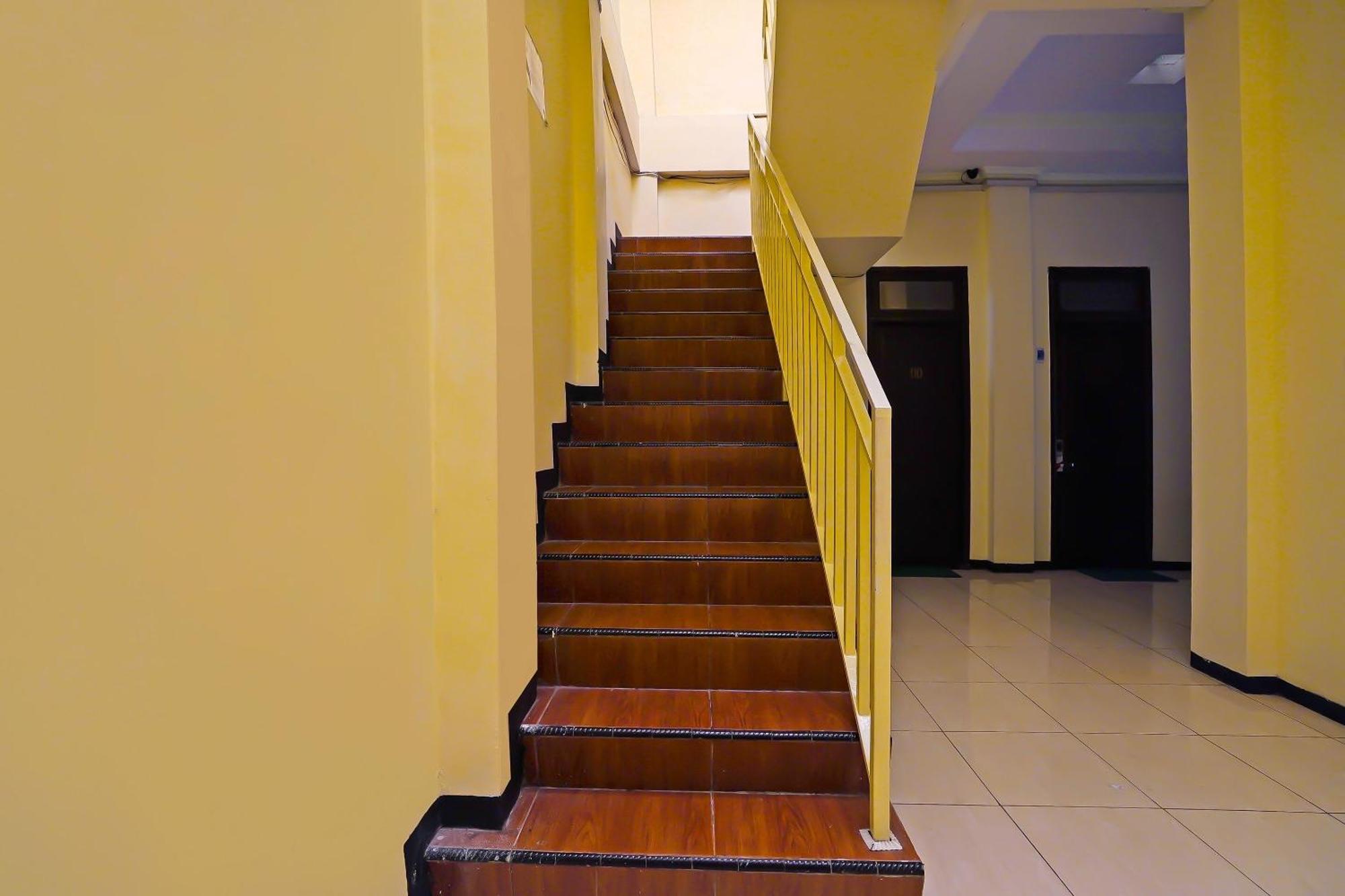 Oyo Life 511 Grace Residence Surabaya Kültér fotó